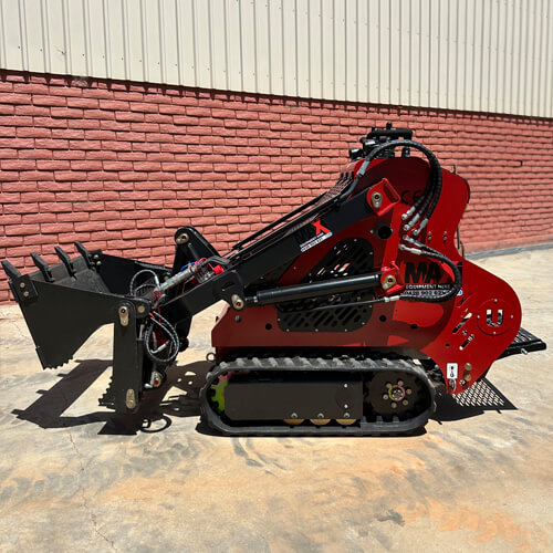 Maxi Equipment Hire - Skid steer hire page image of the UHI 1 Ton Mini Skid Steer with open bucket.