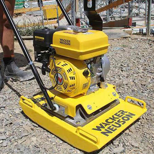 Maxi Equipment Hire close-up image of the Wacker Neuson VPH70 for Compactor Plate Hire.